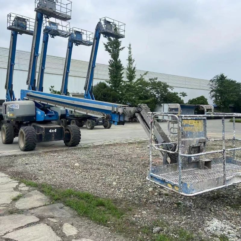 mobile aerial work platform